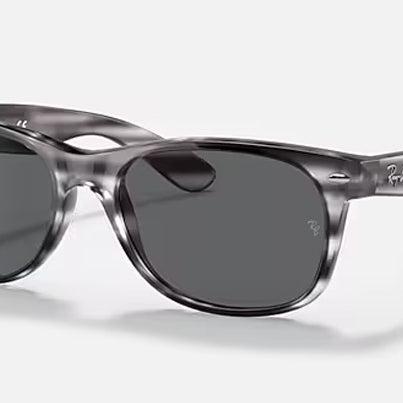 Ray-Ban - RB2132 New Wayfarer