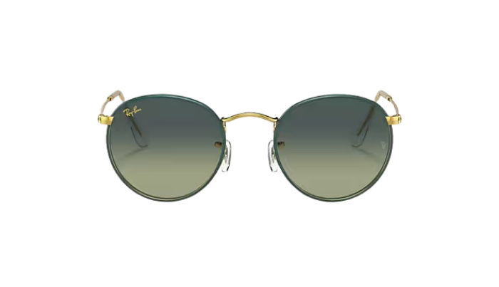 Round sunglasses with gold frame and gradient green lenses on a white background