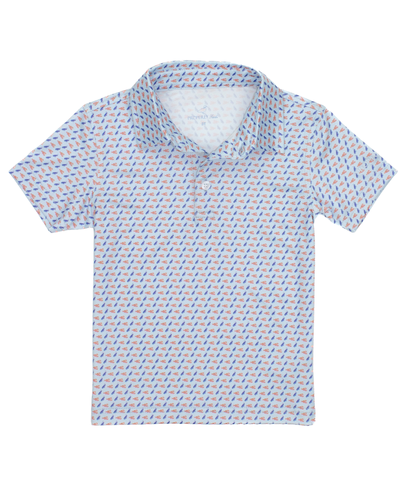 Short-sleeve shirt with geometric pattern on a white background