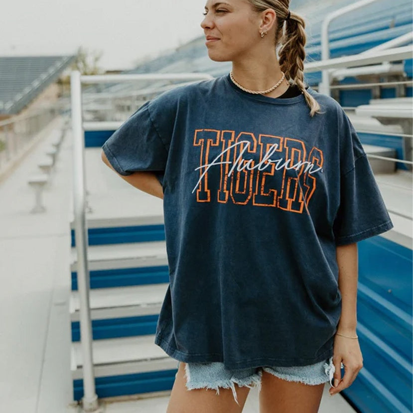 Auburn Owen Outline Oversized Tee