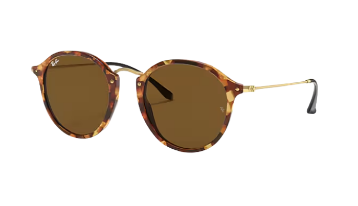 Round Ray-Ban sunglasses with tortoiseshell frame and brown lenses on a white background
