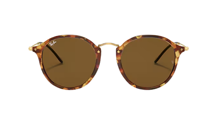 Round Ray-Ban sunglasses with tortoiseshell frame and brown lenses on a white background
